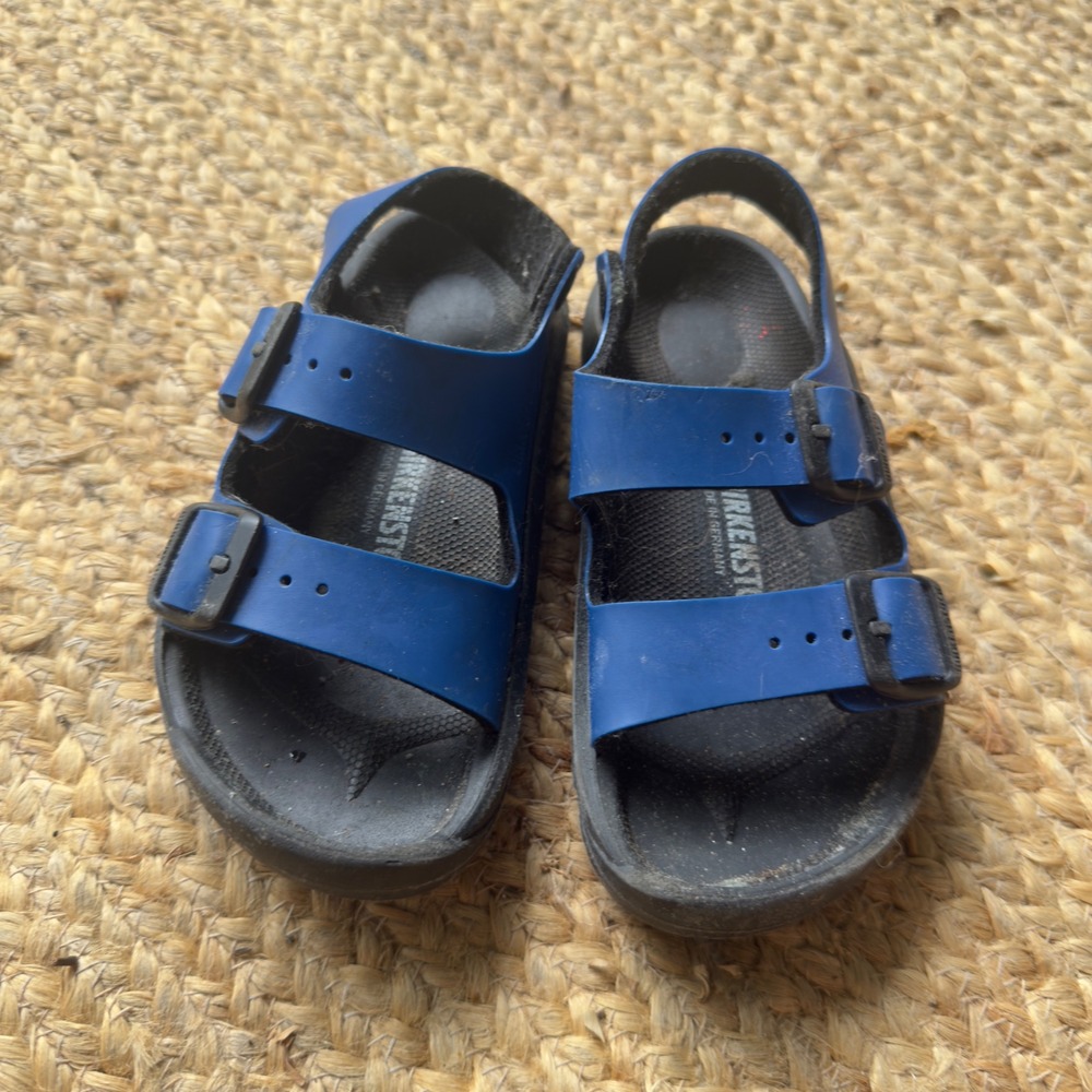 Birkenstock Milano Kids Blue EVA Sandals Waterproof Double Strap Size 28 L10